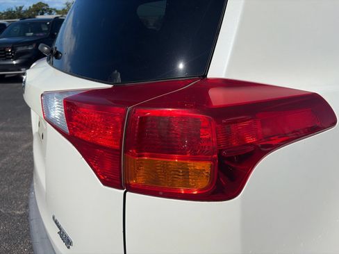 Used 2015 Toyota RAV4 Limited w/ Technology Package AWD/4WD image 15