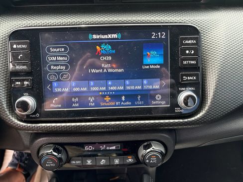 Used 2021 Nissan Kicks SV FWD image 10