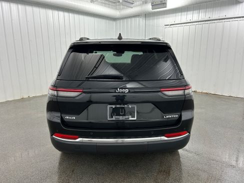 Used 2022 Jeep Grand Cherokee Limited AWD/4WD image 31