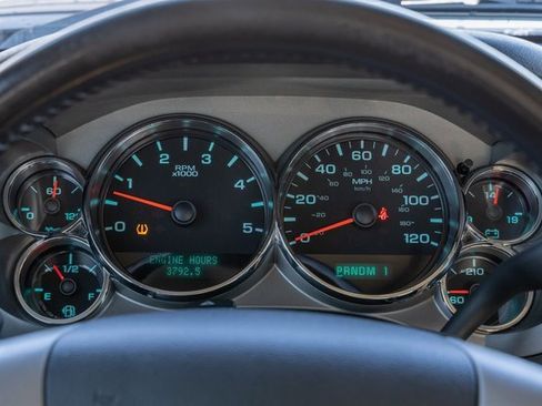 Used 2013 Chevrolet Silverado 2500 LT image 17