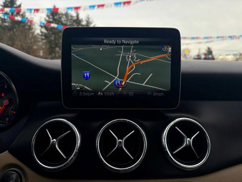 Used 2019 Mercedes-Benz CLA 250 4MATIC image 27