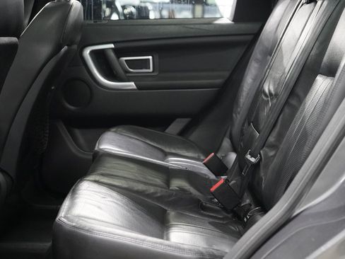 Used 2018 Land Rover Discovery Sport HSE AWD/4WD image 24