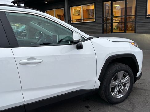Used 2023 Toyota RAV4 XLE image 4