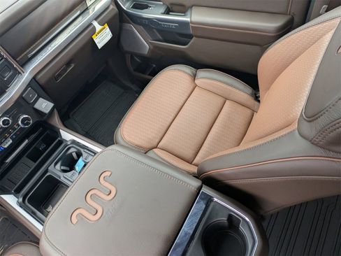 New 2025 Ford F250 King Ranch w/ FX4 Off-Road Package image 17