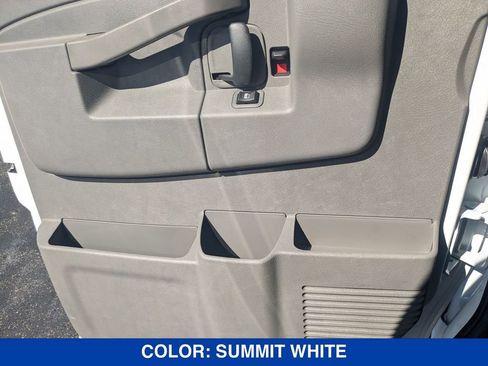 New 2025 Chevrolet Express 3500 Extended image 11