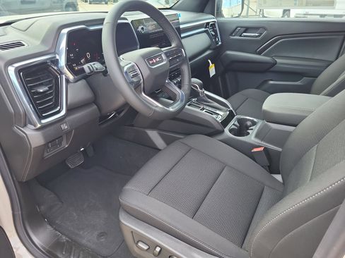 New 2026 GMC Canyon Elevation w/ Convenience Package image 14