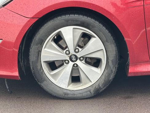 Used 2012 Hyundai Sonata Hybrid w/ Ultimate Pkg image 26