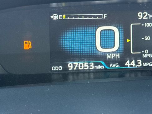 Used 2019 Toyota Prius LE w/ Preferred Accessory Package AWD/4WD image 28