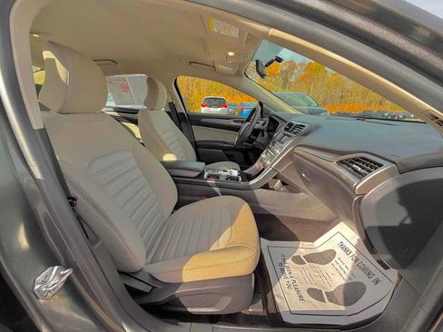 Used 2017 Ford Fusion S image 13