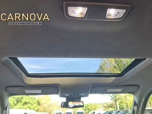 Used 2022 GMC Sierra 1500 Denali image 48