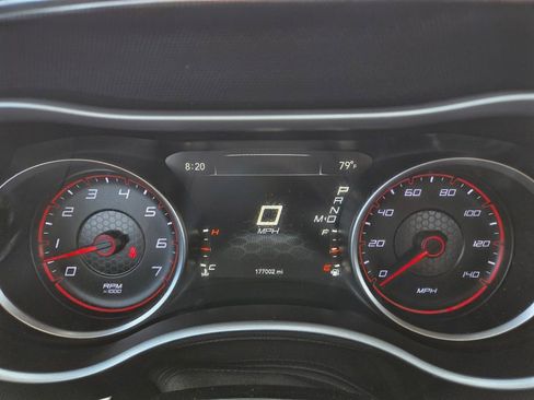 Used 2016 Dodge Charger SXT image 25