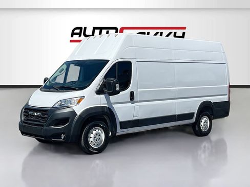 Used 2023 RAM ProMaster 3500 w/ Safety Group FWD image 3