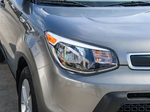Used 2016 Kia Soul image 4