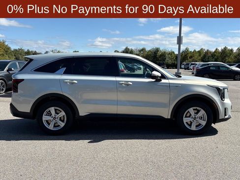 New 2026 Kia Sorento LX image 7