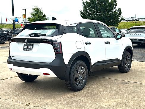 New 2026 Nissan Kicks S FWD image 8