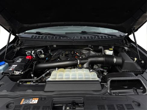 Used 2022 Lincoln Navigator Black Label image 9