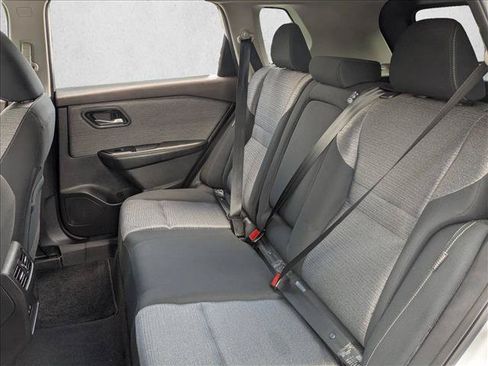 Used 2021 Nissan Rogue SV FWD image 19