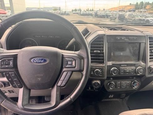 Used 2020 Ford F150 XLT w/ Equipment Group 302A Luxury AWD/4WD image 12