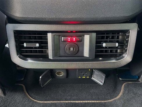 Used 2024 Ford F350 Platinum AWD/4WD image 42