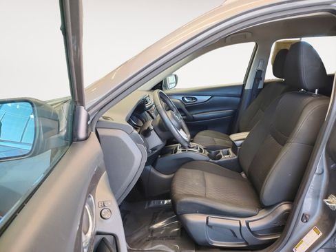 Used 2020 Nissan Rogue S w/ Special Edition Package image 23