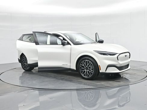 New 2025 Ford Mustang Mach-E Premium image 6