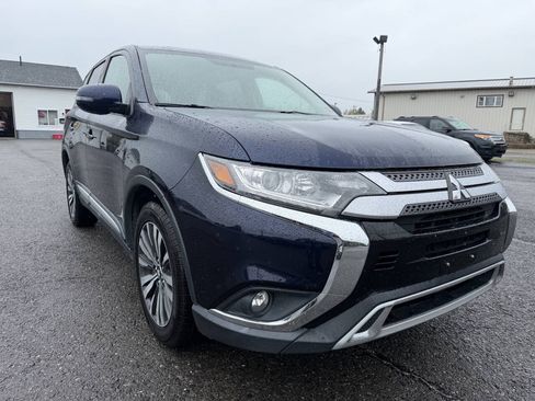 Used 2019 Mitsubishi Outlander SE AWD/4WD image 1