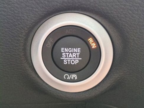 New 2026 Chrysler Pacifica Pinnacle w/ Trailer Tow Group image 29