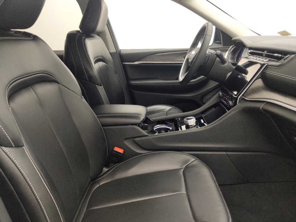 Used 2023 Jeep Grand Cherokee L Limited w/ Luxury Tech Group II RWD image 21