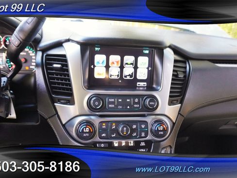 Used 2018 Chevrolet Suburban LT AWD/4WD image 26