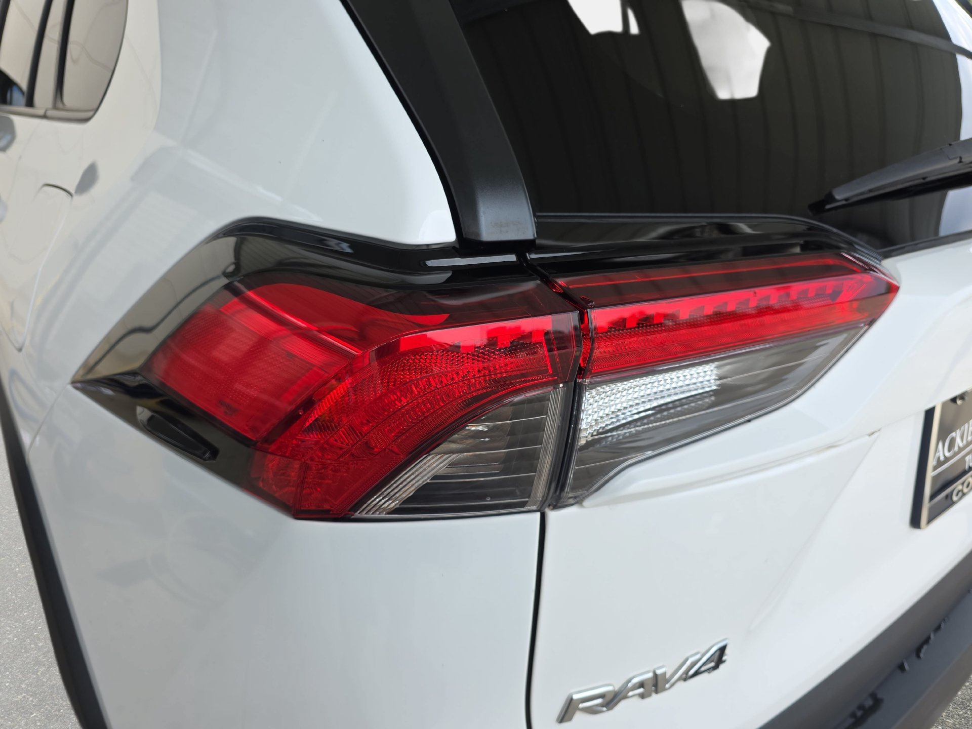 Used 2023 Toyota RAV4 XLE w/ Convenience Package FWD image 33