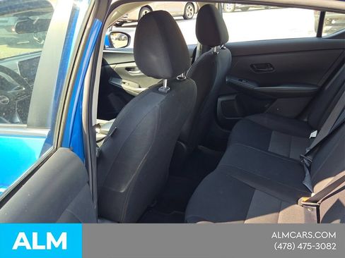 Used 2024 Nissan Sentra SV FWD image 7