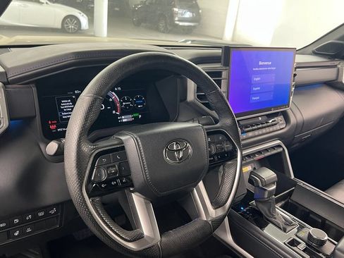 Used 2023 Toyota Tundra Platinum AWD/4WD image 9