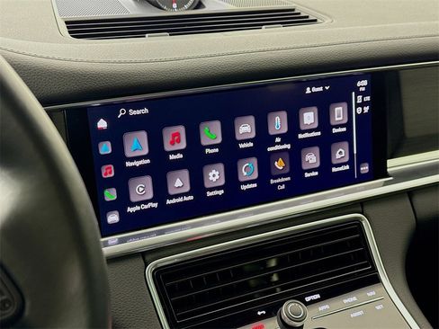 Used 2023 Porsche Panamera Platinum Edition image 20