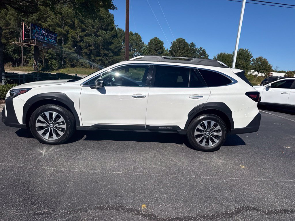 Used 2025 Subaru Outback Touring XT AWD/4WD image 6
