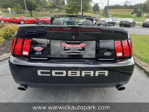 Used 2004 Ford Mustang Cobra image 13