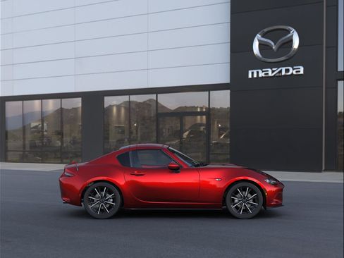 New 2026 MAZDA MX-5 Miata RF Grand Touring RWD image 5