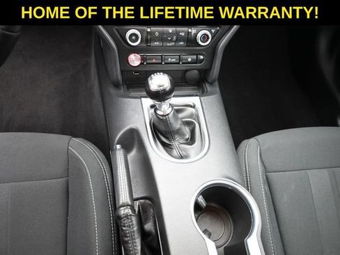 Used 2023 Ford Mustang Coupe RWD image 31
