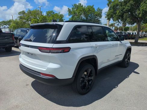 New 2026 Jeep Grand Cherokee Limited image 5