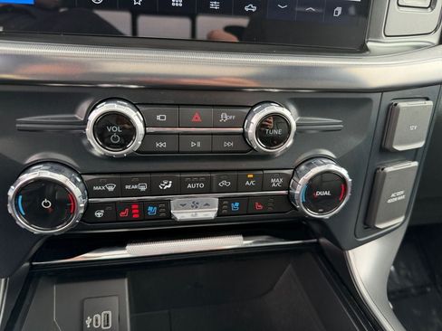 Used 2026 Ford F150 Lariat AWD/4WD image 32