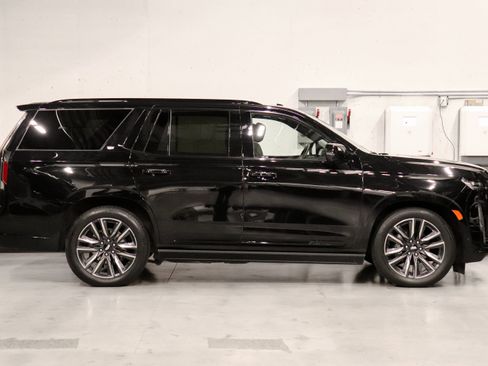 Certified 2023 Cadillac Escalade Sport Platinum AWD/4WD image 6