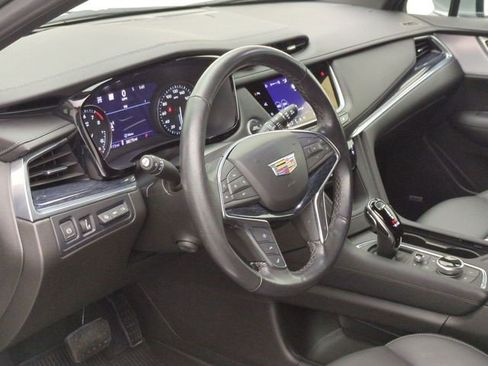 Certified 2024 Cadillac XT5 Premium Luxury w/ Technology Package AWD/4WD image 9