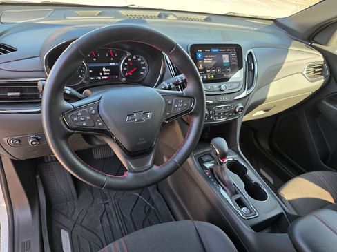 Used 2023 Chevrolet Equinox RS image 15