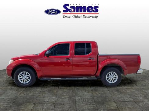 Used 2015 Nissan Frontier SV RWD image 6