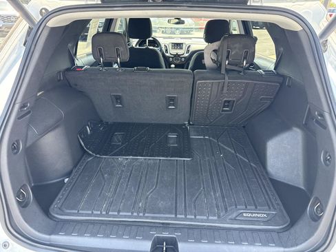 Used 2020 Chevrolet Equinox LT FWD image 6