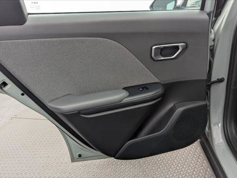 Used 2025 Kia K4 EX FWD image 16