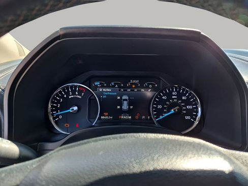 Used 2021 Ford Expedition Platinum image 36