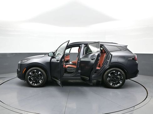 New 2026 Kia Sportage SX FWD image 44