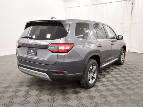 New 2025 Honda Pilot EX-L image 7