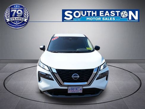 Used 2023 Nissan Rogue S AWD/4WD image 3