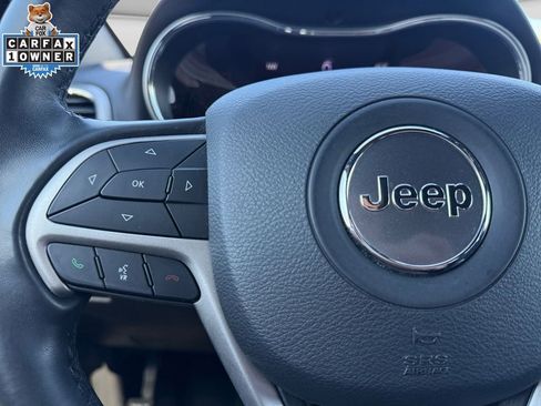 Certified 2021 Jeep Grand Cherokee Laredo AWD/4WD image 25